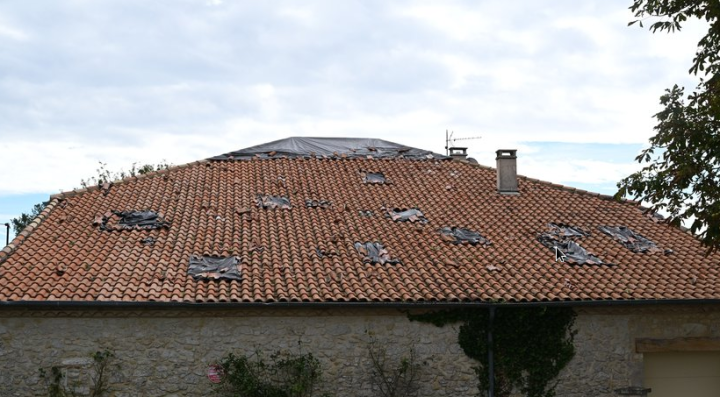 réparation de toiture endommagée par la grêle